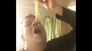 Cumfilled condom
